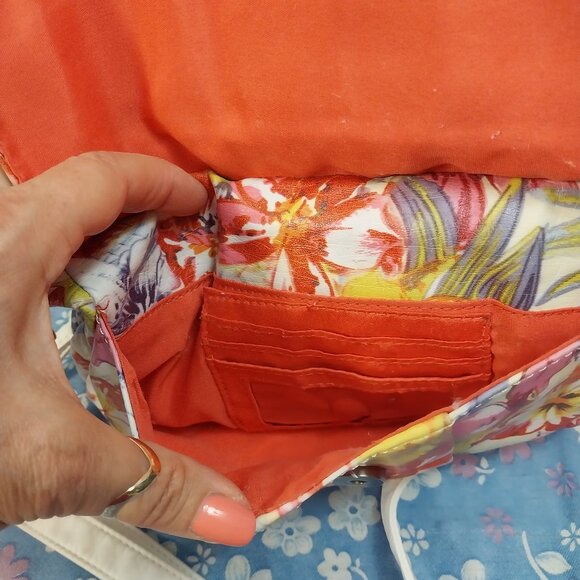 3090 Small Bruno Cross Body Bag In Pink, White and Yellow. - Picture 9 of 11